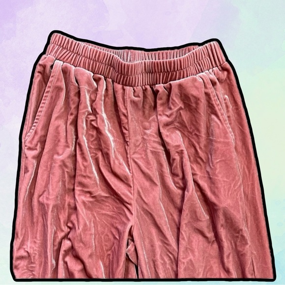 🌈 Lovely pink velvet pants - Picture 3 of 5